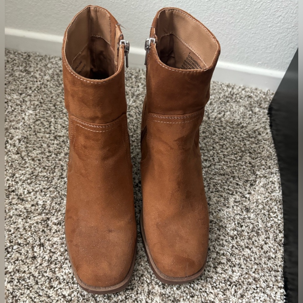 Warm tan suede boots - Universal Thread, great condition, size 8.